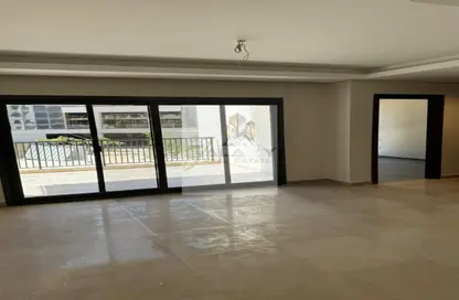 Apartment - 2 Bedrooms - 2 Bathrooms for sale in Zed Towers - Sheikh Zayed Compounds - Sheikh Zayed City - Giza