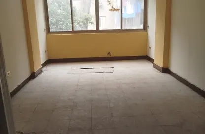 Apartment - 2 Bedrooms - 1 Bathroom for rent in Al Horeya St. - Almazah - Heliopolis - Masr El Gedida - Cairo