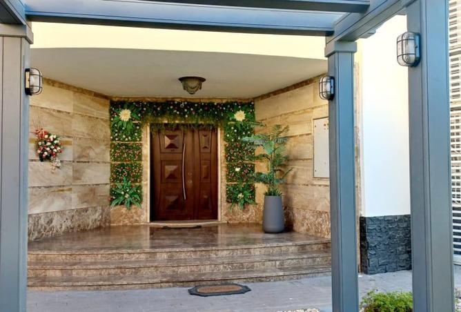 8247860 - Property Image 3