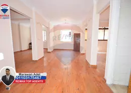 Apartment - 2 Bedrooms - 1 Bathroom for sale in Ahmed Tayseer St. - El Asafra Bahary - Asafra - Hay Than El Montazah - Alexandria