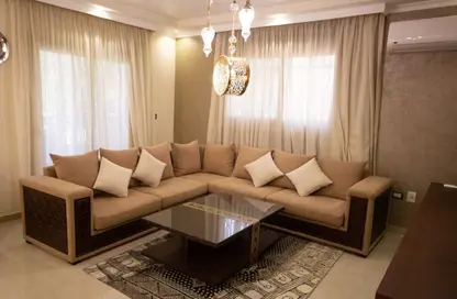 Apartment - 3 Bedrooms - 2 Bathrooms for sale in Ard El Golf - Heliopolis - Masr El Gedida - Cairo