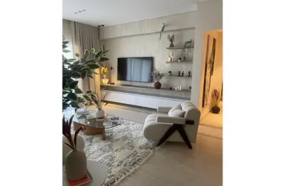 Apartment - 3 Bedrooms - 3 Bathrooms for rent in Mivida - 5th Settlement Compounds - The 5th Settlement - New Cairo City - Cairo