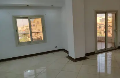 Apartment - 3 Bedrooms - 2 Bathrooms for rent in El Yasmeen 2 - El Yasmeen - New Cairo City - Cairo