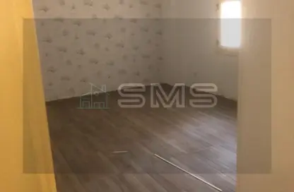 شقة - 3 غرف نوم - 2 حمامات للبيع في شارع بيرم التونسي - النرجس 1 - النرجس - مدينة القاهرة الجديدة - القاهرة