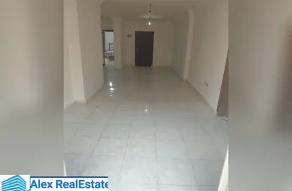 مساحات مكتبية - استوديو - 1 حمام للايجار في شارع بورسعيد - سبورتنج - حي شرق - الاسكندرية