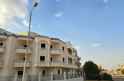 Apartment - 3 Bedrooms - 2 Bathrooms for sale in 1st Neighborhood - 3rd District East - Shorouk City - Cairo