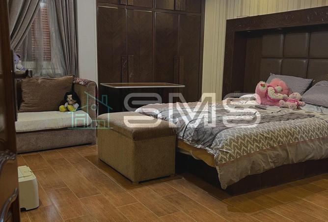 7958454 - Property Image 2