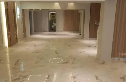 شقة - 3 غرف نوم للايجار في المهندسين - الجيزة