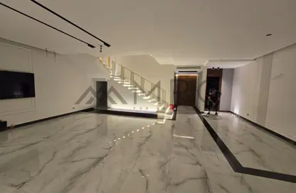 Townhouse - 3 Bedrooms - 4 Bathrooms for rent in Sodic East - 6th District - New Heliopolis - Cairo