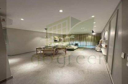 Apartment - 3 Bedrooms - 3 Bathrooms for sale in The Address East - 90 Street - The 5th Settlement - New Cairo City - Cairo