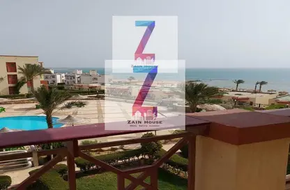 (بنتهاوس  (روف - 2 غرف نوم - 2 حمامات للبيع في لا سيرينا ريزورت - العين السخنة - السويس