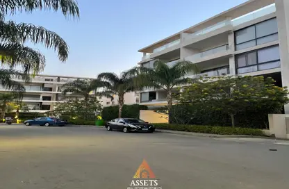 Apartment - 2 Bedrooms - 2 Bathrooms for sale in Lake View Residence - 5th Settlement Compounds - The 5th Settlement - New Cairo City - Cairo