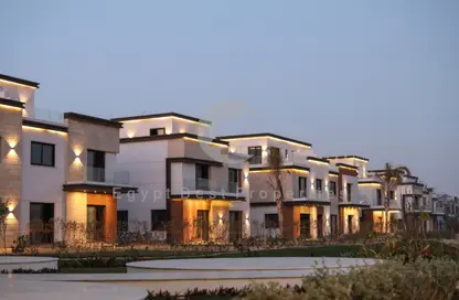 Apartment - 3 Bedrooms - 3 Bathrooms for sale in Azzar - 5th Settlement Compounds - The 5th Settlement - New Cairo City - Cairo