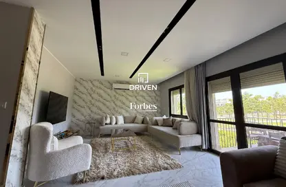 Apartment - 3 Bedrooms - 3 Bathrooms for sale in The Courtyards - Sheikh Zayed Compounds - Sheikh Zayed City - Giza