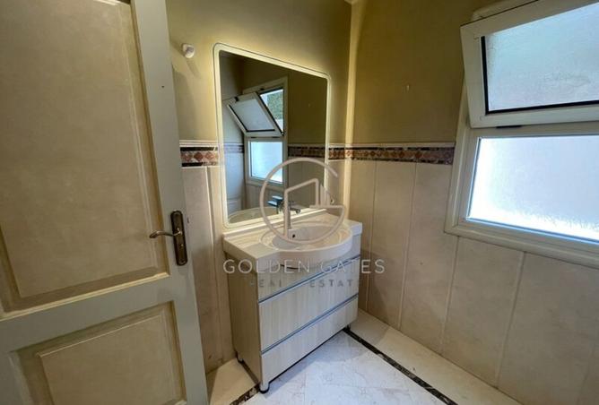 8231720 - Property Image 3