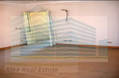 Office Space - Studio - 2 Bathrooms for rent in Mohamed Fawzy Moaz St. - Smouha - Hay Sharq - Alexandria Office Space - Studio - 2 Bathrooms for rent in Mohamed Fawzy Moaz St. - Smouha - Hay Sharq - Alexandria