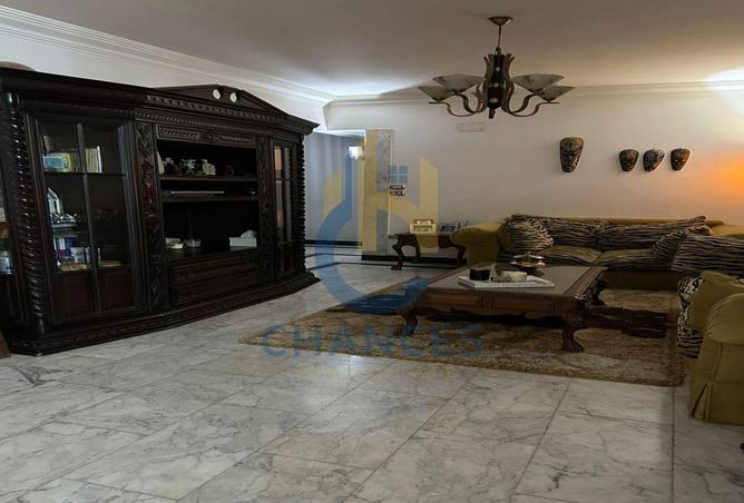 8180367 - Property Image 3