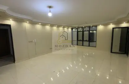 شقة - 3 غرف نوم - 2 حمامات للايجار في الشطر الثامن - زهراء المعادي - حي المعادي - القاهرة