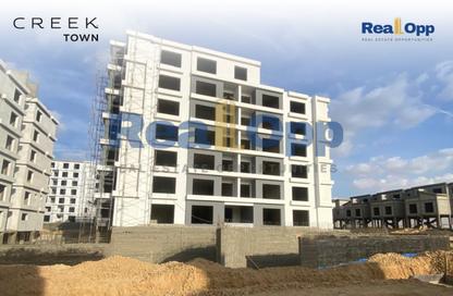 Apartment - 3 Bedrooms - 3 Bathrooms for sale in Creek Town - The 1st Settlement - New Cairo City - Cairo