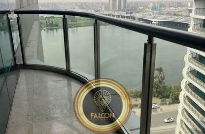 شقة - 4 غرف نوم - 4 حمامات للبيع في شارع ابو الفدا - الزمالك - القاهرة