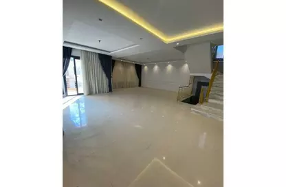 Villa - 5 Bedrooms - 4 Bathrooms for rent in Alma - 2nd District - Sheikh Zayed City - Giza