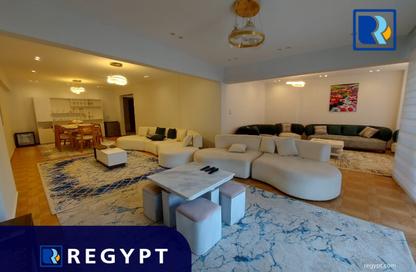 Apartment - 2 Bedrooms - 2 Bathrooms for rent in Garden City - Cairo