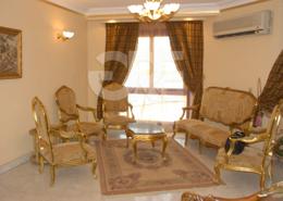 شقة - 3 غرف نوم - 2 حمامات for للبيع in شارع الدكتور ميشيل باخوم - الدقي - الجيزة