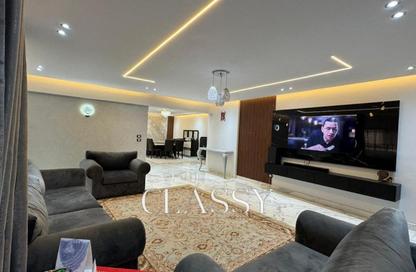 Apartment - 3 Bedrooms - 3 Bathrooms for sale in Touristic Zone 4 - Touristic Zone - Al Motamayez District - 6 October City - Giza