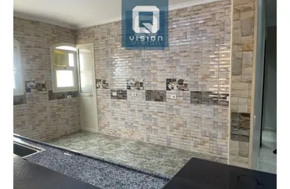 Apartment - 3 Bedrooms - 2 Bathrooms for rent in Gardenia Mall St. - The 1st Settlement - New Cairo City - Cairo