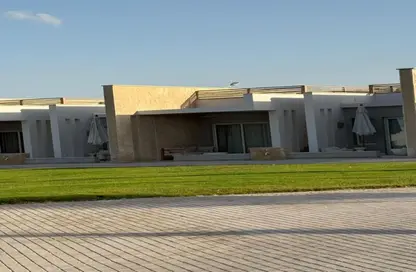 Chalet - 3 Bedrooms - 3 Bathrooms for sale in Seashore - Ras Al Hekma - North Coast Chalet - 3 Bedrooms - 3 Bathrooms for sale in Seashore - Ras Al Hekma - North Coast