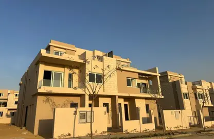 منزل مزدوج - 3 غرف نوم - 4 حمامات للبيع في تواني هايد بارك - كمبوندات 6 أكتوبر - مدينة 6 أكتوبر - الجيزة