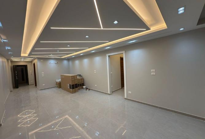 8204523 - Property Image 3