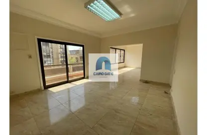 Office Space - Studio - 3 Bathrooms for rent in Maadi - Hay El Maadi - Cairo