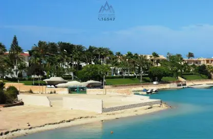 Chalet - 2 Bedrooms - 2 Bathrooms for sale in Marina 4 - Marina - Al Alamein - North Coast