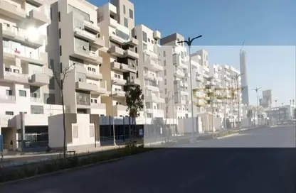 Apartment - 2 Bedrooms - 2 Bathrooms for sale in Al Maqsad - New Capital Compounds - New Capital City - Cairo