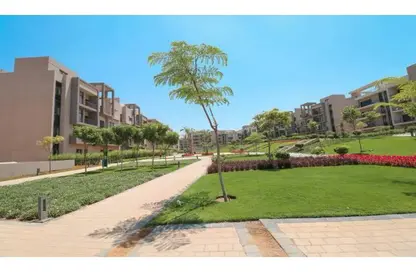 Apartment - 2 Bedrooms - 2 Bathrooms for sale in Moon Residences - Fifth Square - The 5th Settlement - New Cairo City - Cairo