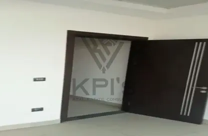عيادة - استوديو - 1 حمام للايجار في مدينة الرعاية الصحية - شارع التسعين - التجمع الخامس - مدينة القاهرة الجديدة - القاهرة