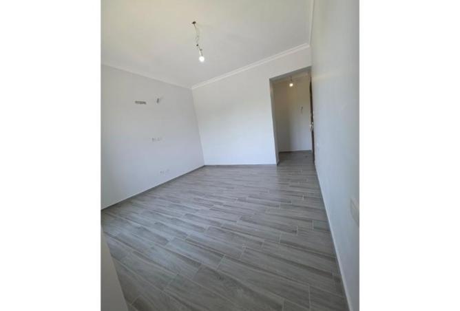 8307215 - Property Image 2