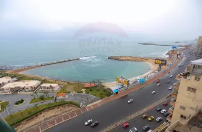 دوبلكس - 4 غرف نوم - 4 حمامات للبيع في سان ستيفانو - حي شرق - الاسكندرية