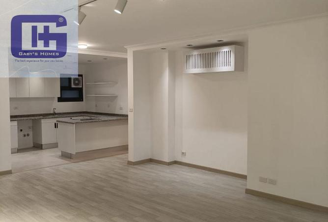 8403577 - Property Image 2