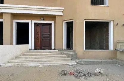 Villa - 5 Bedrooms - 5 Bathrooms for sale in Sarai - Mostakbal City Compounds - Mostakbal City - Future City - Cairo