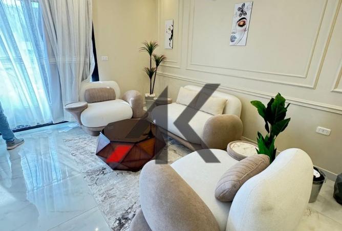 8021037 - Property Image 3