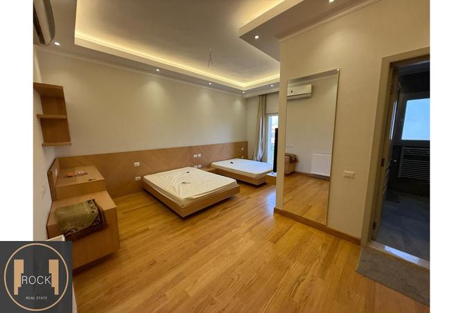 8434602 - Property Image 2