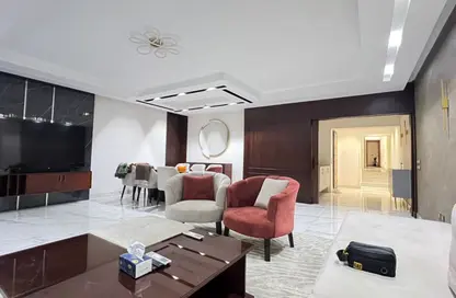 Apartment - 3 Bedrooms - 2 Bathrooms for sale in Al Batal Ahmed Abd El Aziz St. - Mohandessin - Giza