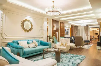 شقة - 3 غرف نوم - 2 حمامات للبيع في شارع كفر عبده - كفر عبده - رشدي - حي شرق - الاسكندرية