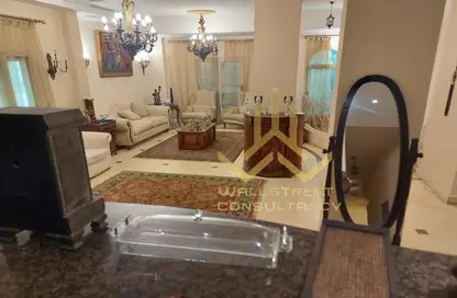 Apartment - 5 Bedrooms - 5 Bathrooms for sale in Omar Ibn Abd al Aziz St. - District 1 - The 5th Settlement - New Cairo City - Cairo