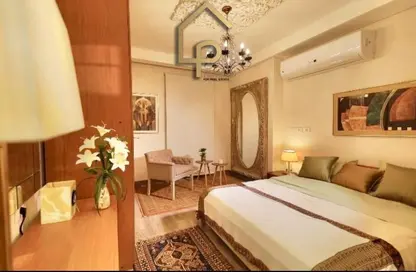 Apartment - 2 Bedrooms - 3 Bathrooms for rent in Village Views - Zed Towers - Sheikh Zayed Compounds - Sheikh Zayed City - Giza