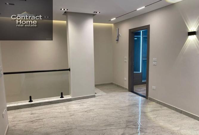 7376020 - Property Image 2