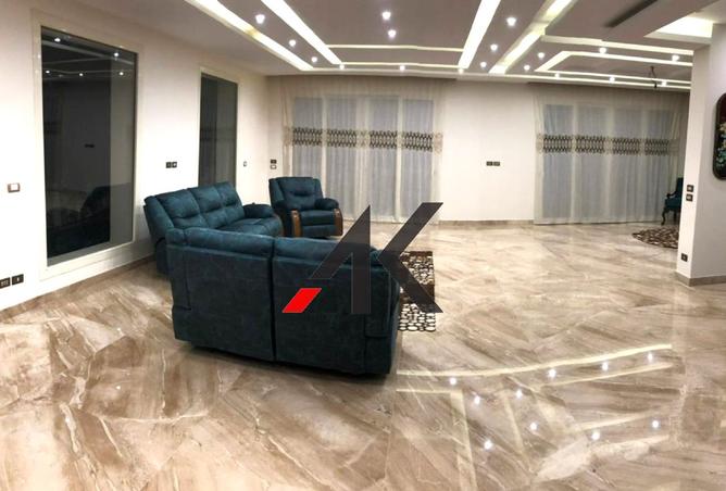 8321452 - Property Image 3