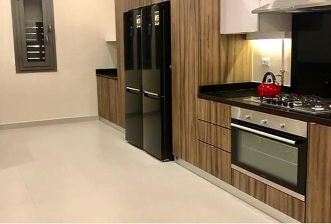 8181635 - Property Image 3